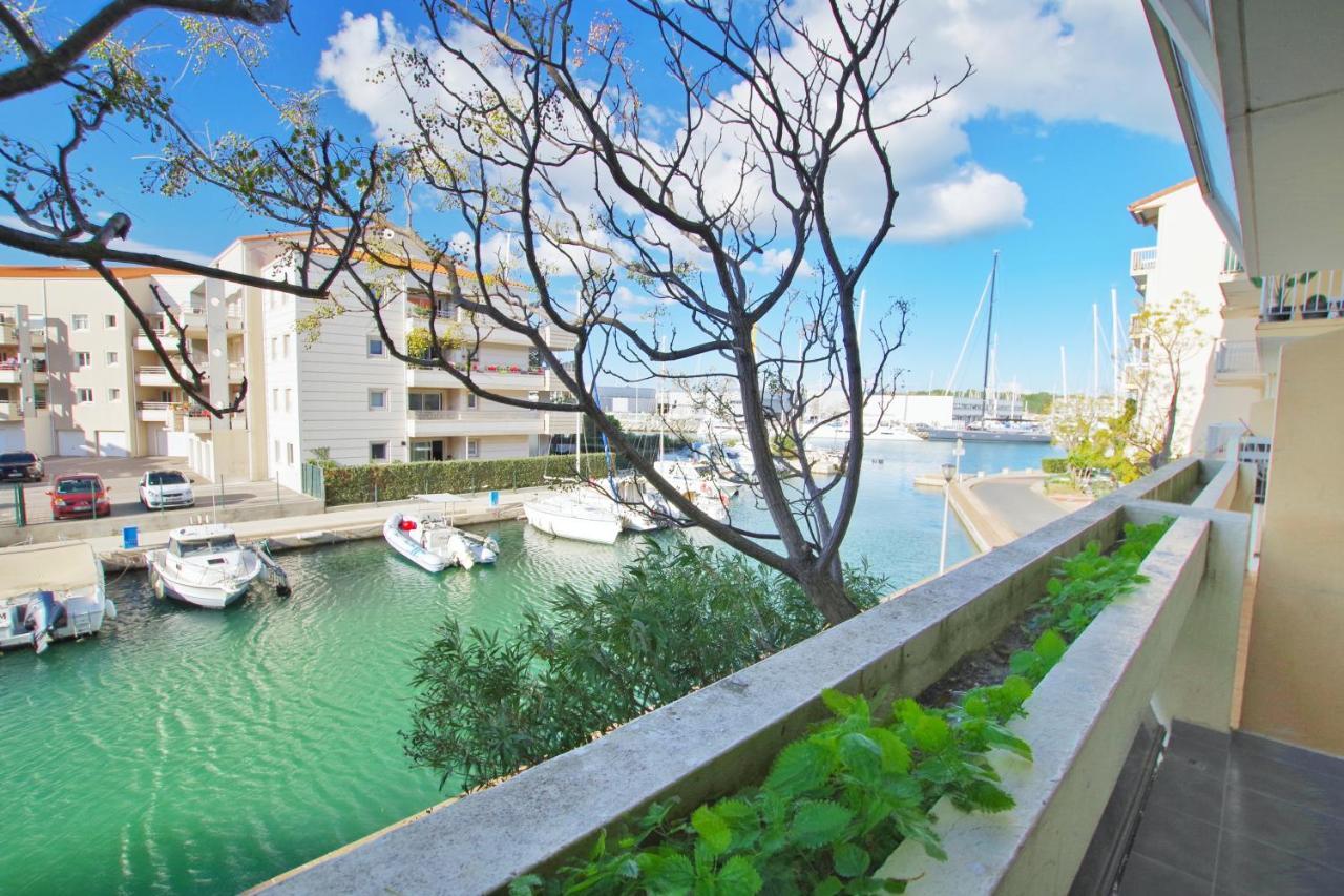 Superbe T2 Au Calme Avec Balcon Sur La Marina - 10 Apartment กาเนต์-อ็อง-รูสซียง ภายนอก รูปภาพ